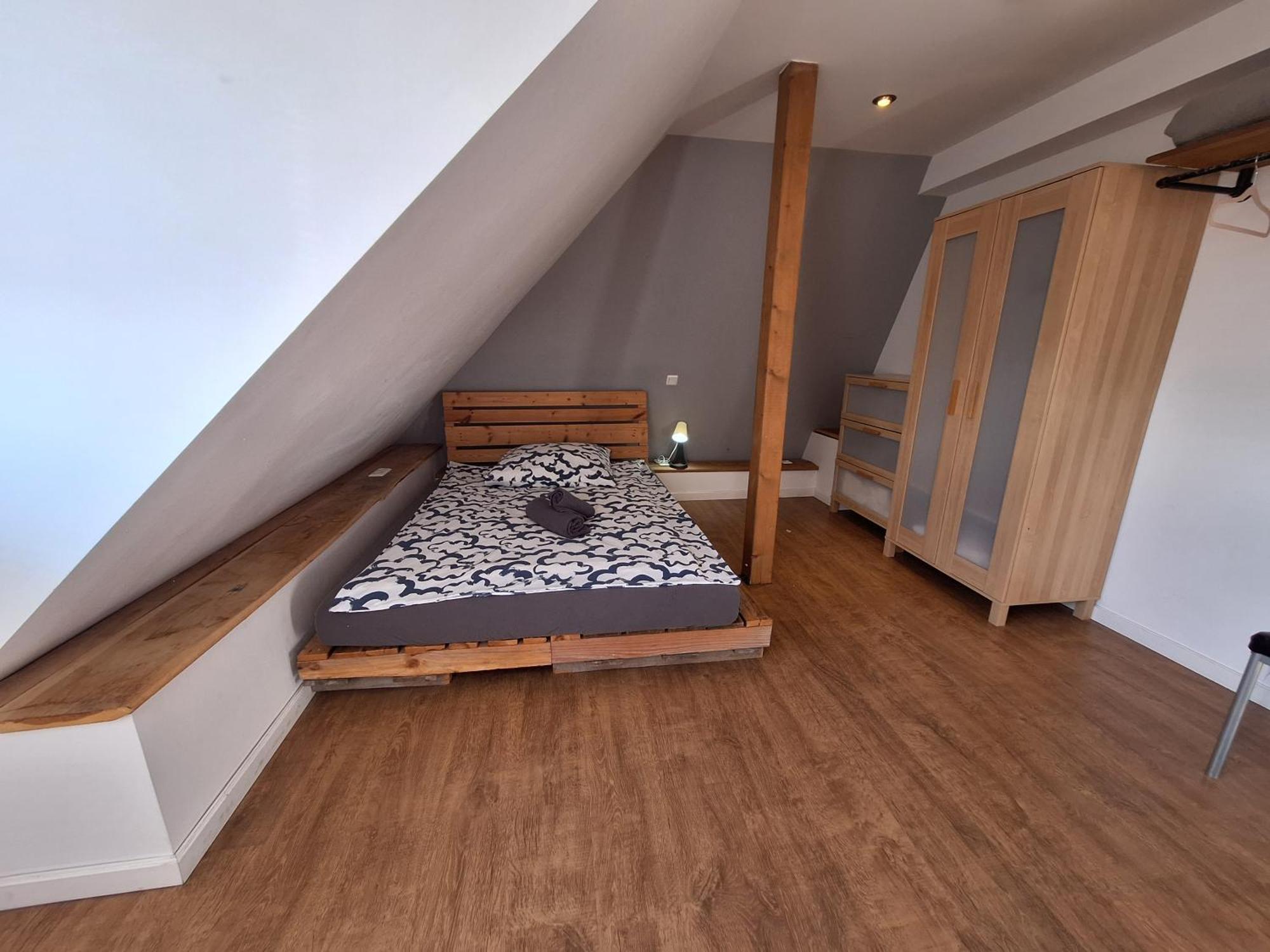 Bielefeld Zentral Komplette Fewo, 4 Schlafbereiche Bis Zu 8 Personen Zewnętrze zdjęcie